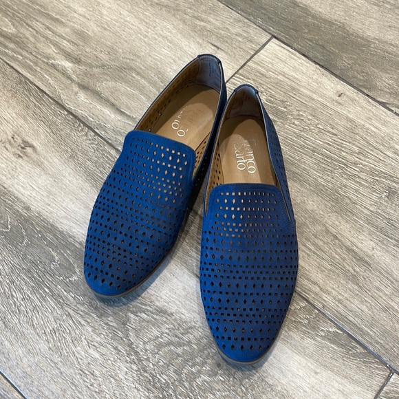 Franco Sarto Blue Leather Flats - Picture 1 of 4